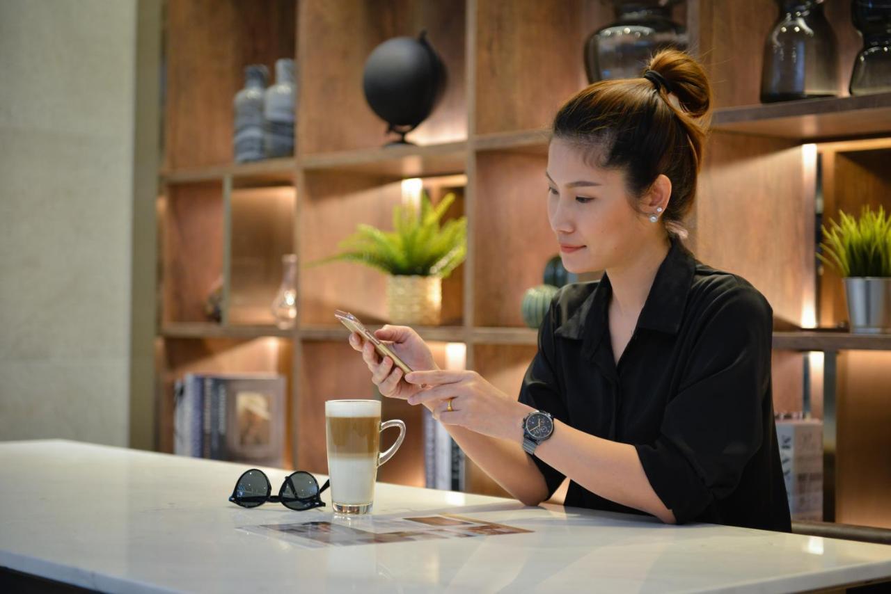 Aspira One Sutthisan Bangkok Kültér fotó
